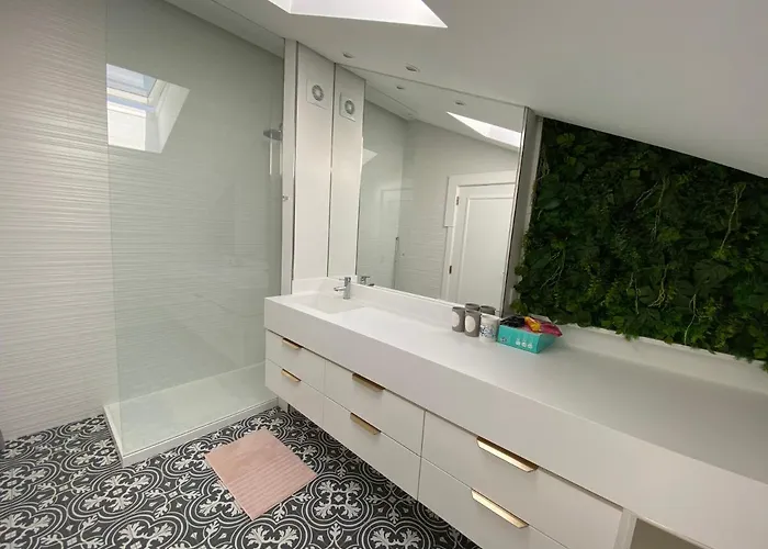 With Extraordinary View Of Atlantic ヴィラ サン・マルティーニョ・ド・ポルト